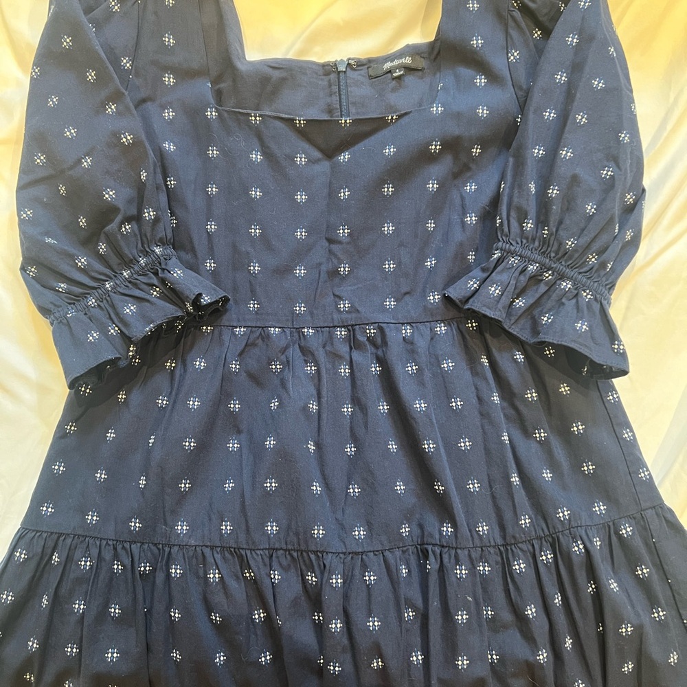 Made well short sleeve puff sleeve dress
